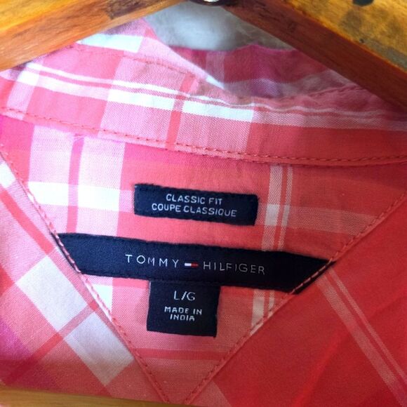 Tommy Hilfiger Women's Classic Fit Button Down Roll Tab Pink Plaid Shirt Large - Picture 8 of 9